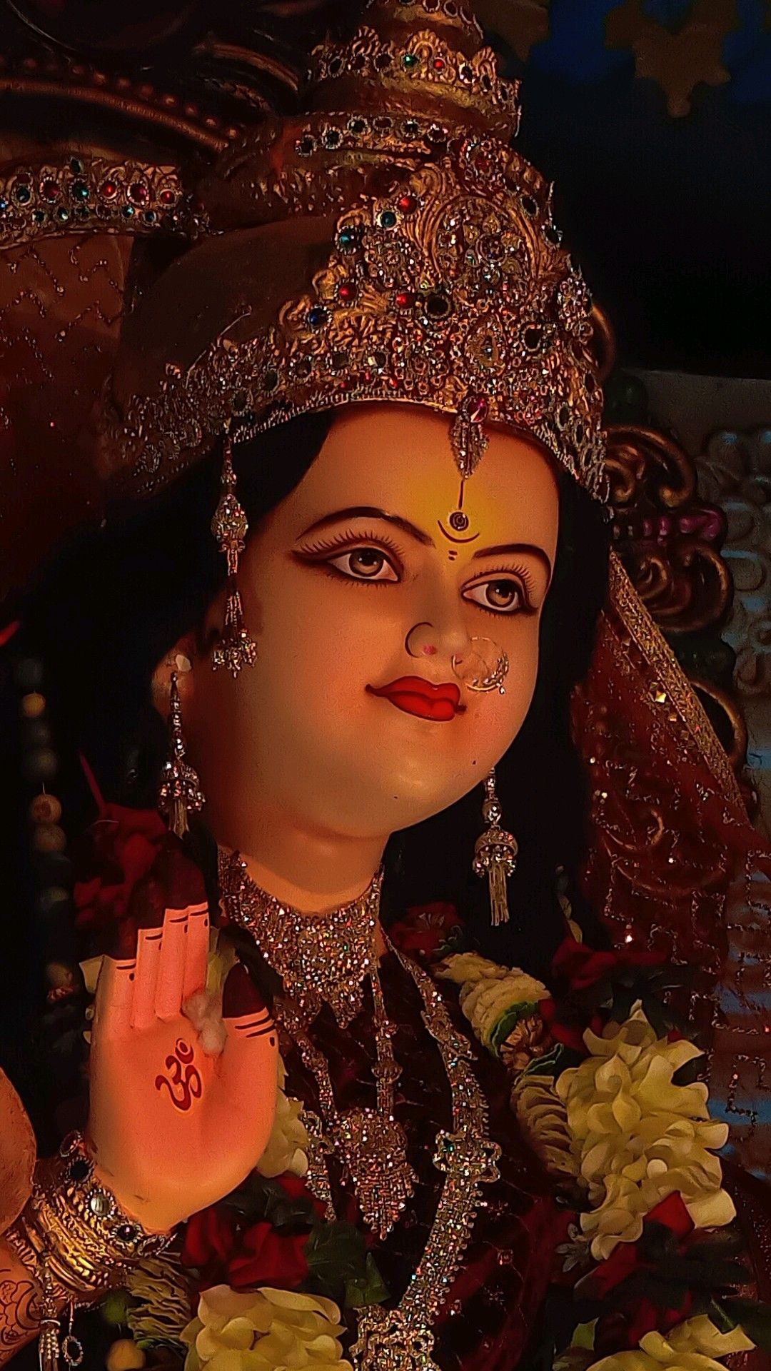 Close-up of Ambe Maa’s divine face