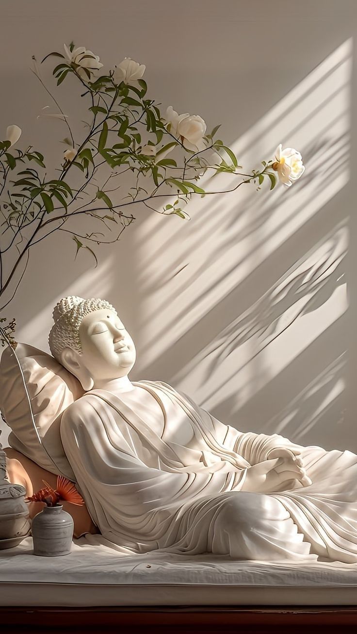 Buddha statue in peaceful meditation.