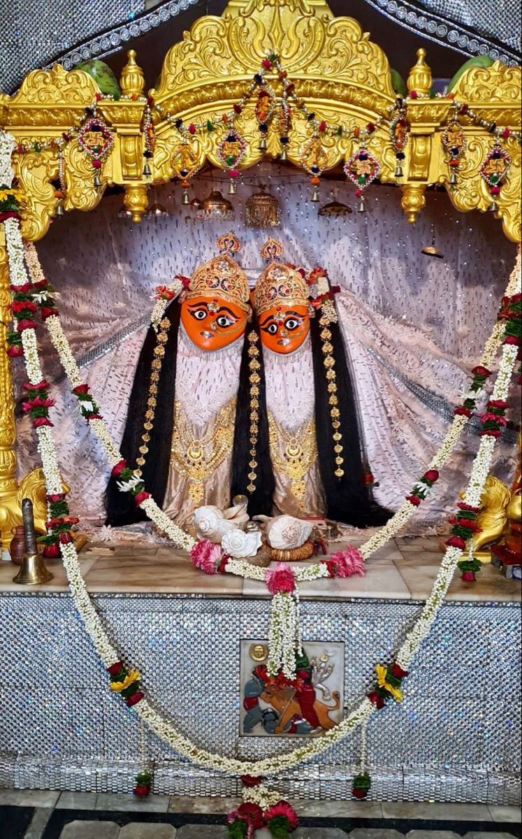 Chamunda Maa temple altar flowers devotion