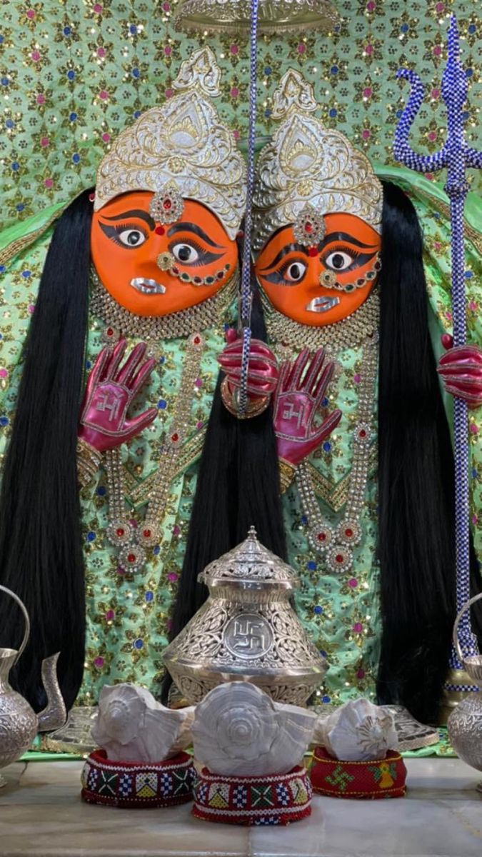 Chamunda Maa twin faces temple worship