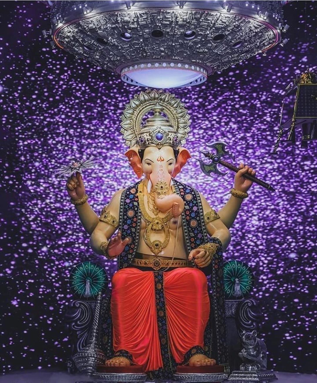 Golden Ganesha idol temple decoration