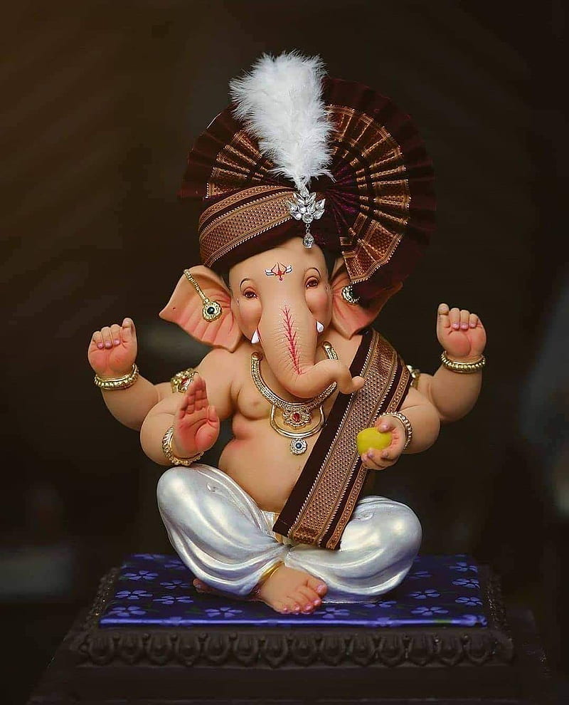 Lord Ganesha in royal attire wallpaper