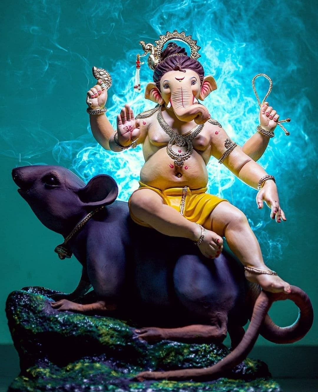 Ganesha with mouse, divine idol