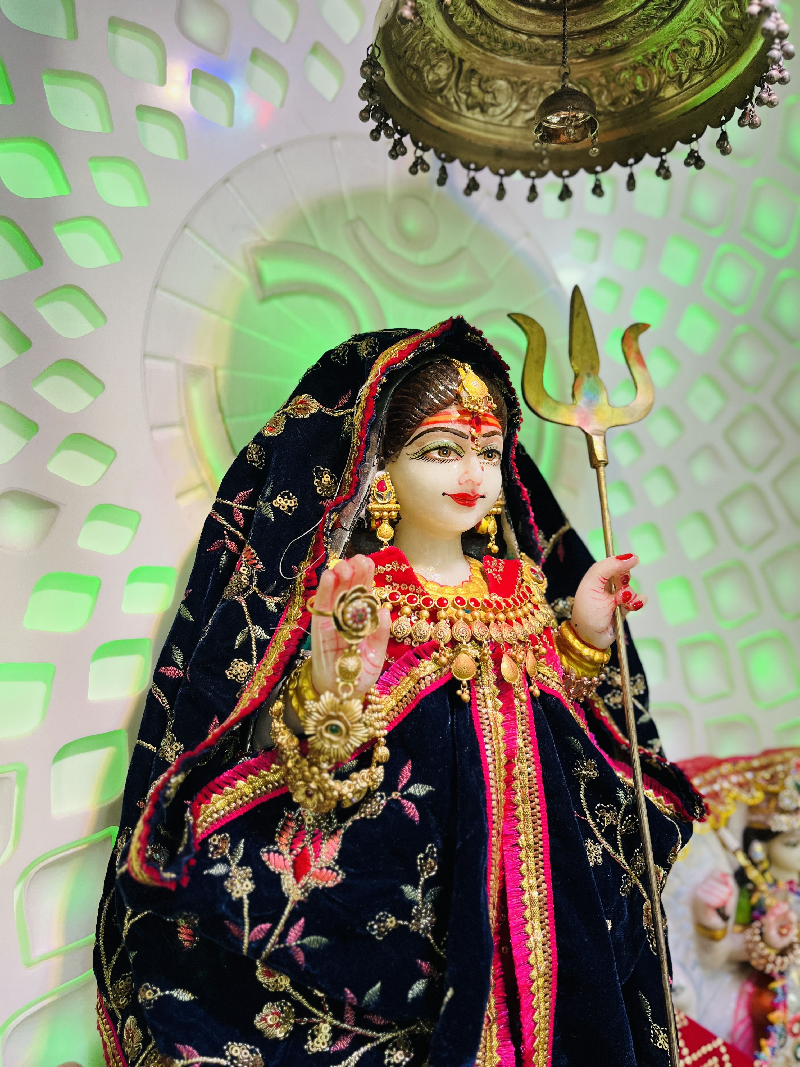 Khodiyar Maa with trident and adornments