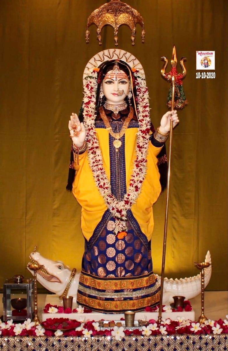 Khodiyar Maa with trident, golden sari