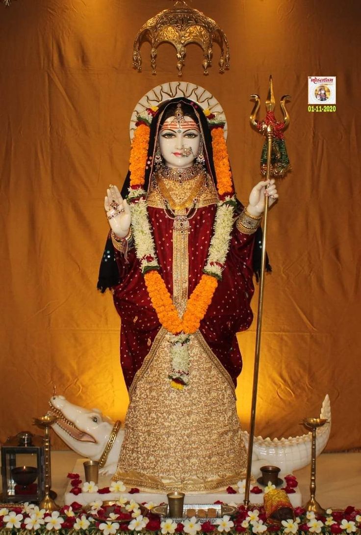 Khodiyar Maa with crocodile and trident