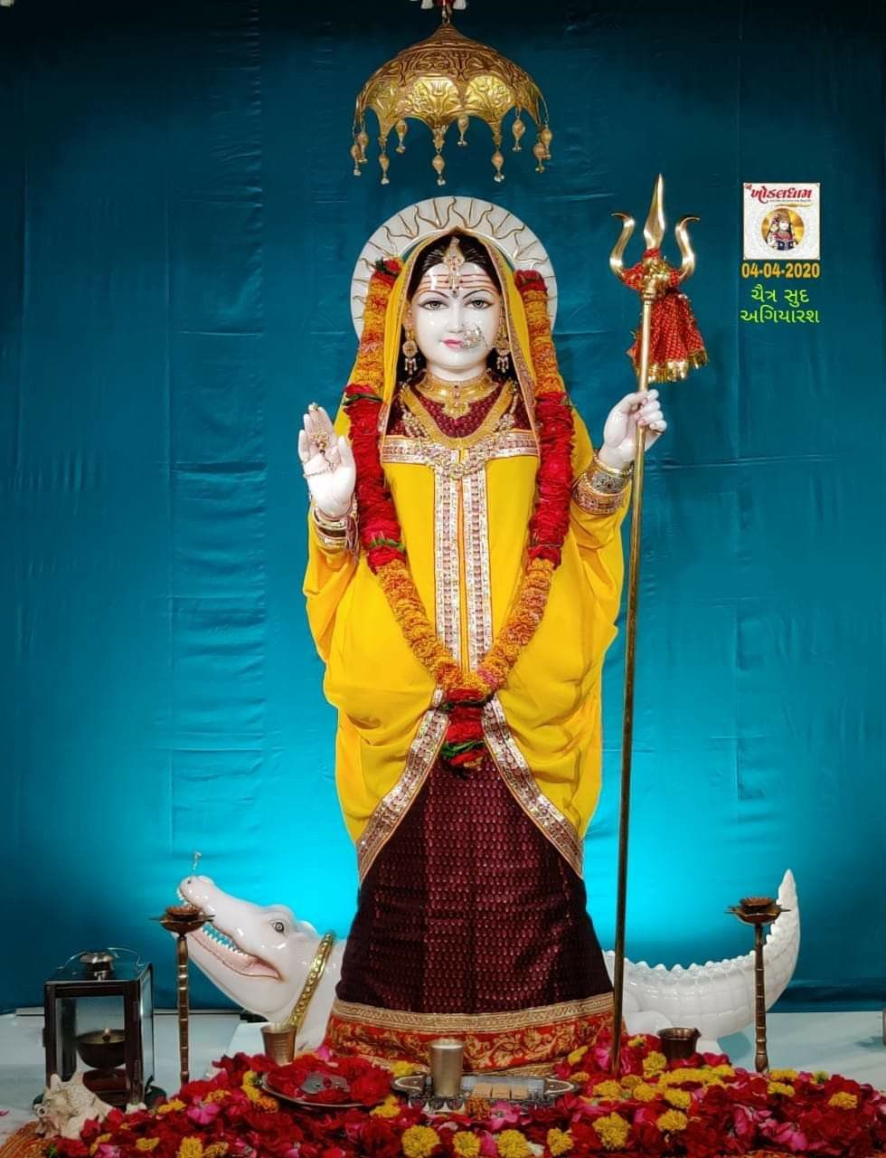 Khodiyar Maa statue with floral decorations