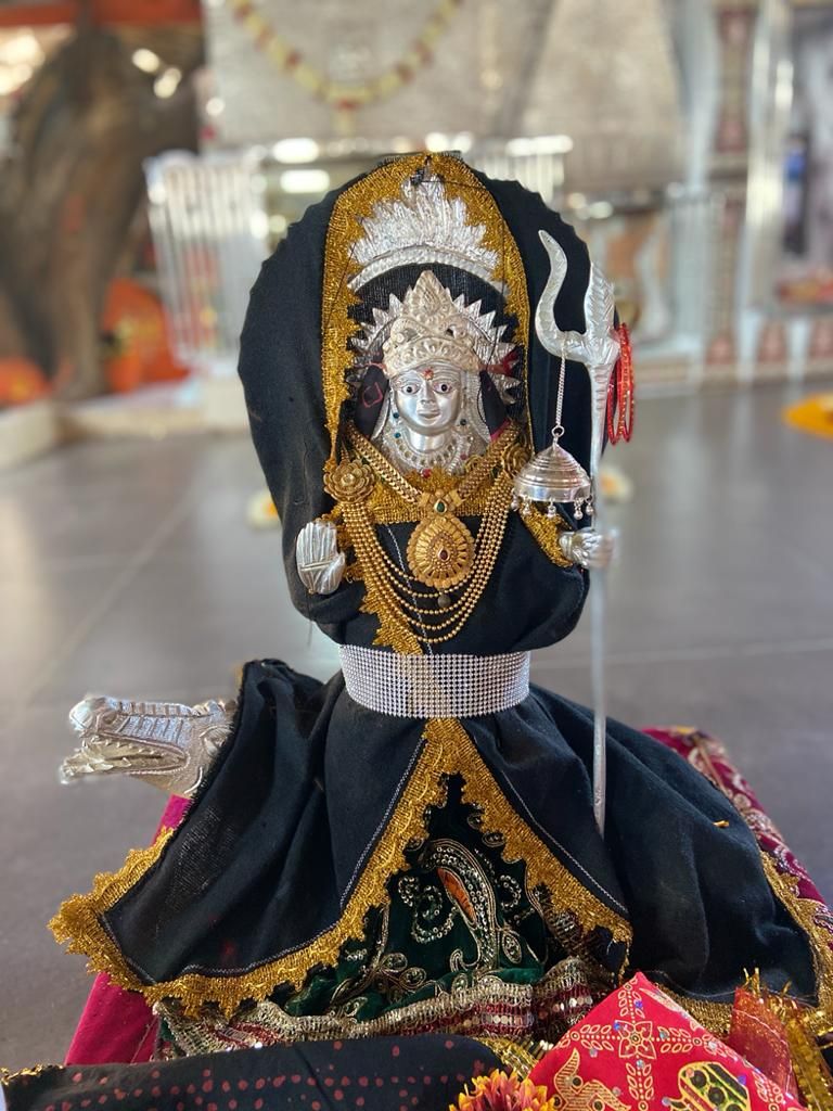 Khodiyar Maa silver statue at temple