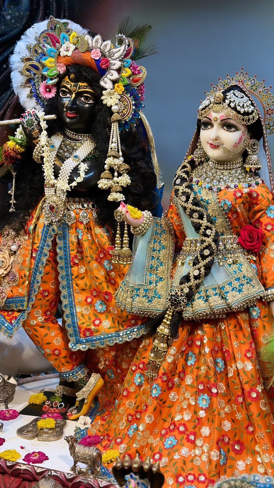 Krishna and Radha devotional statue image