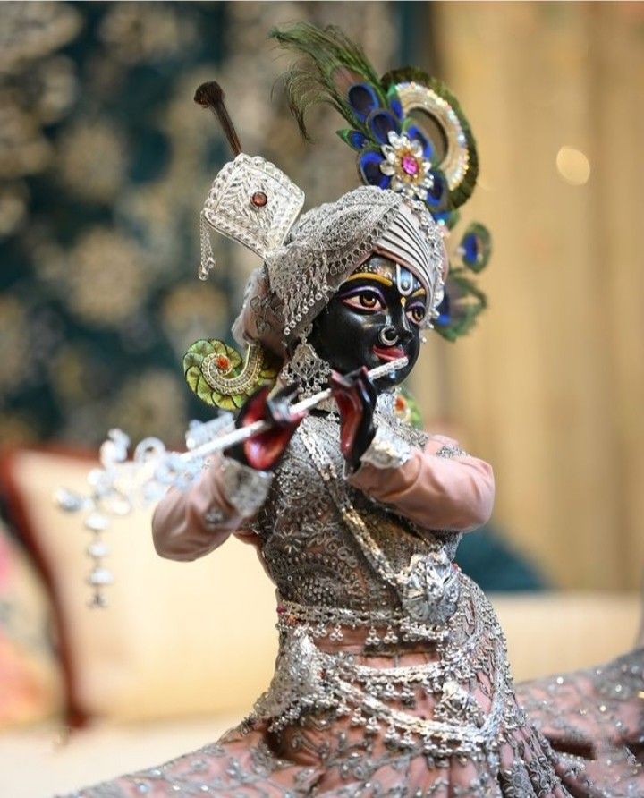 Krishna playing flute divine idol
