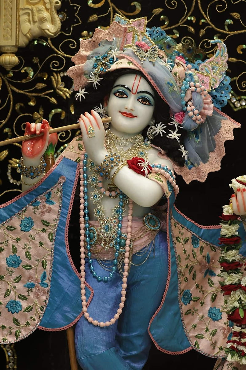Krishna playing flute divine wallpaper