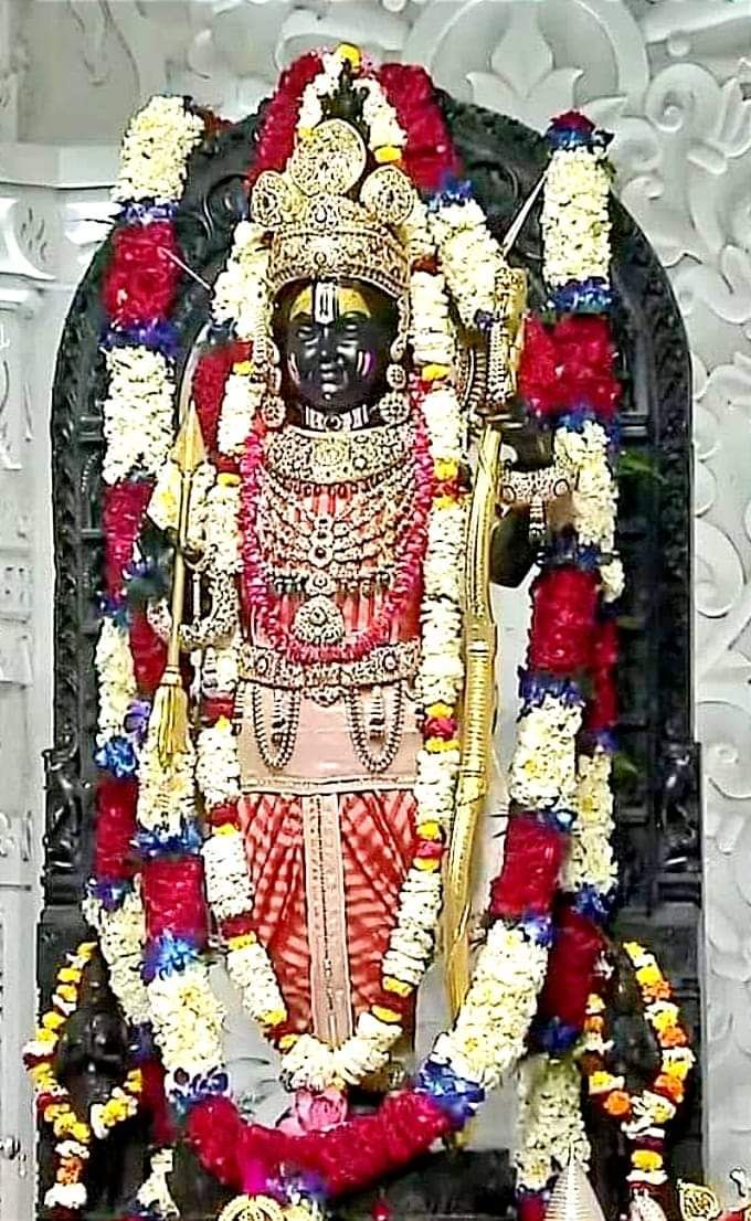 Lord Ram with Sita and Lakshman statue