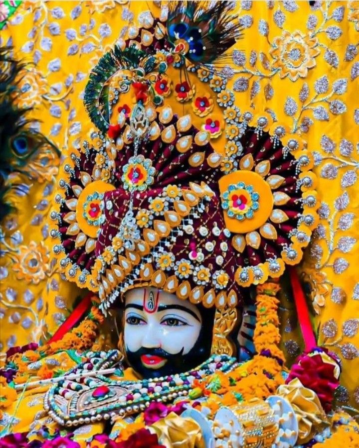 Ramdevpir adorned in golden jewelry
