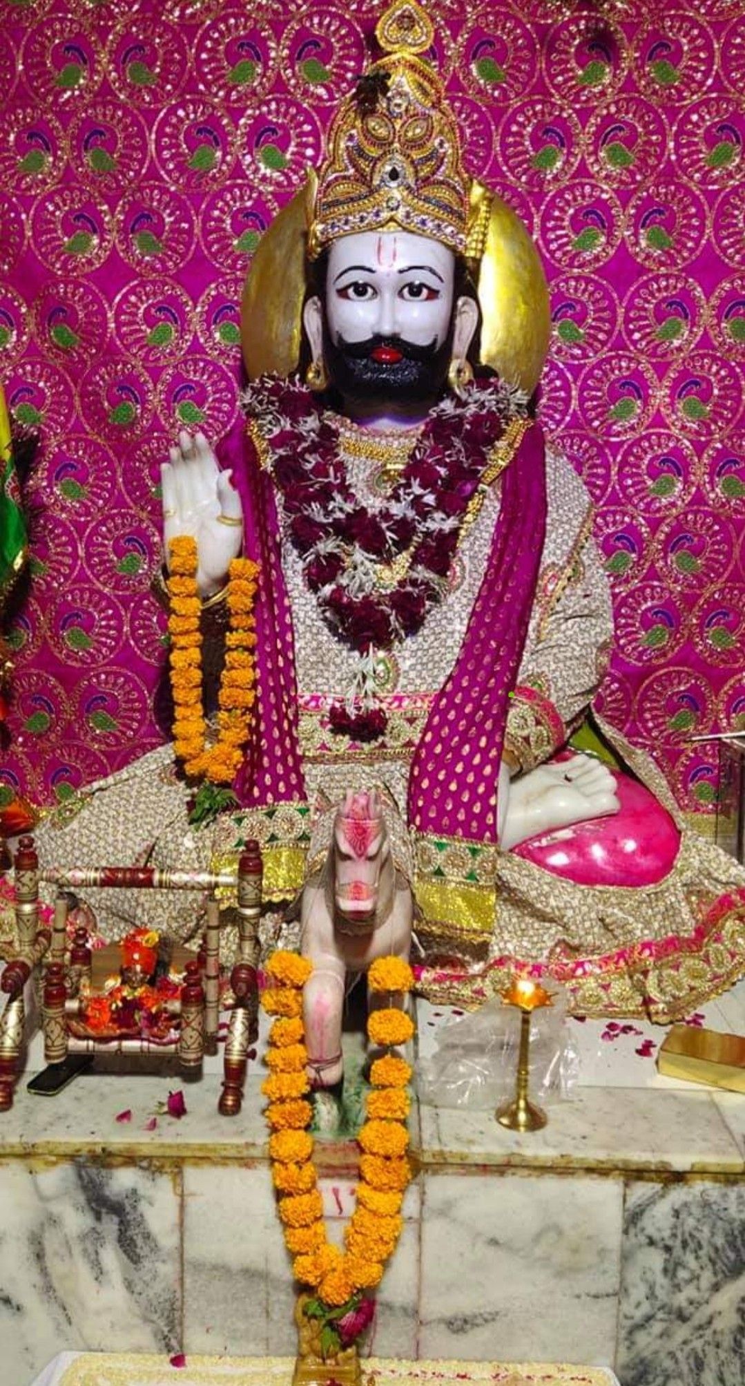 Baba Ramdevpir seated in temple