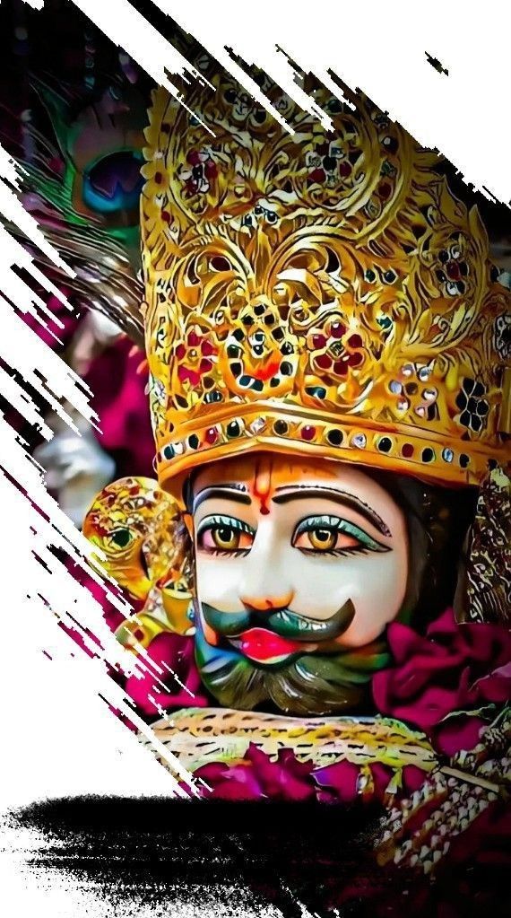 Close-up of Ramdevpir\'s divine face