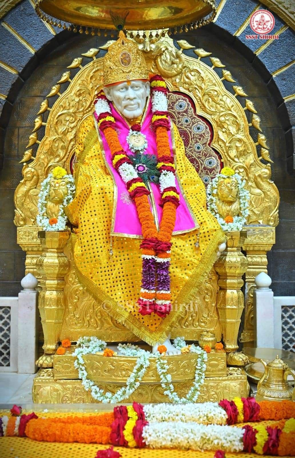 Sai Baba golden throne Shirdi temple