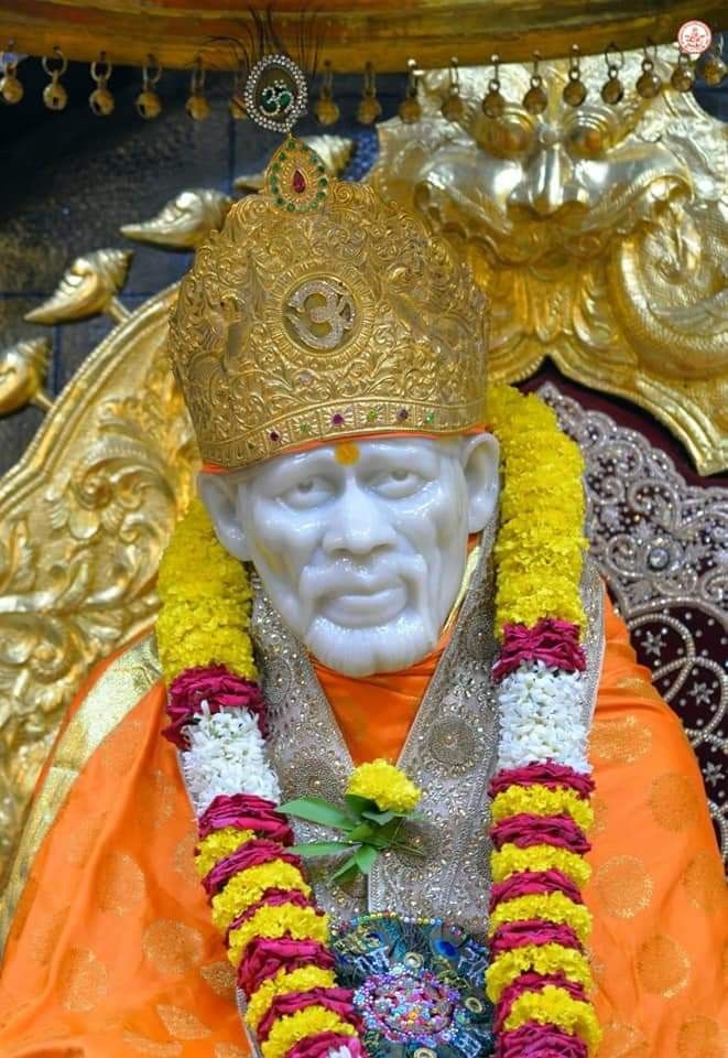 Golden statue of Sai Baba Shirdi