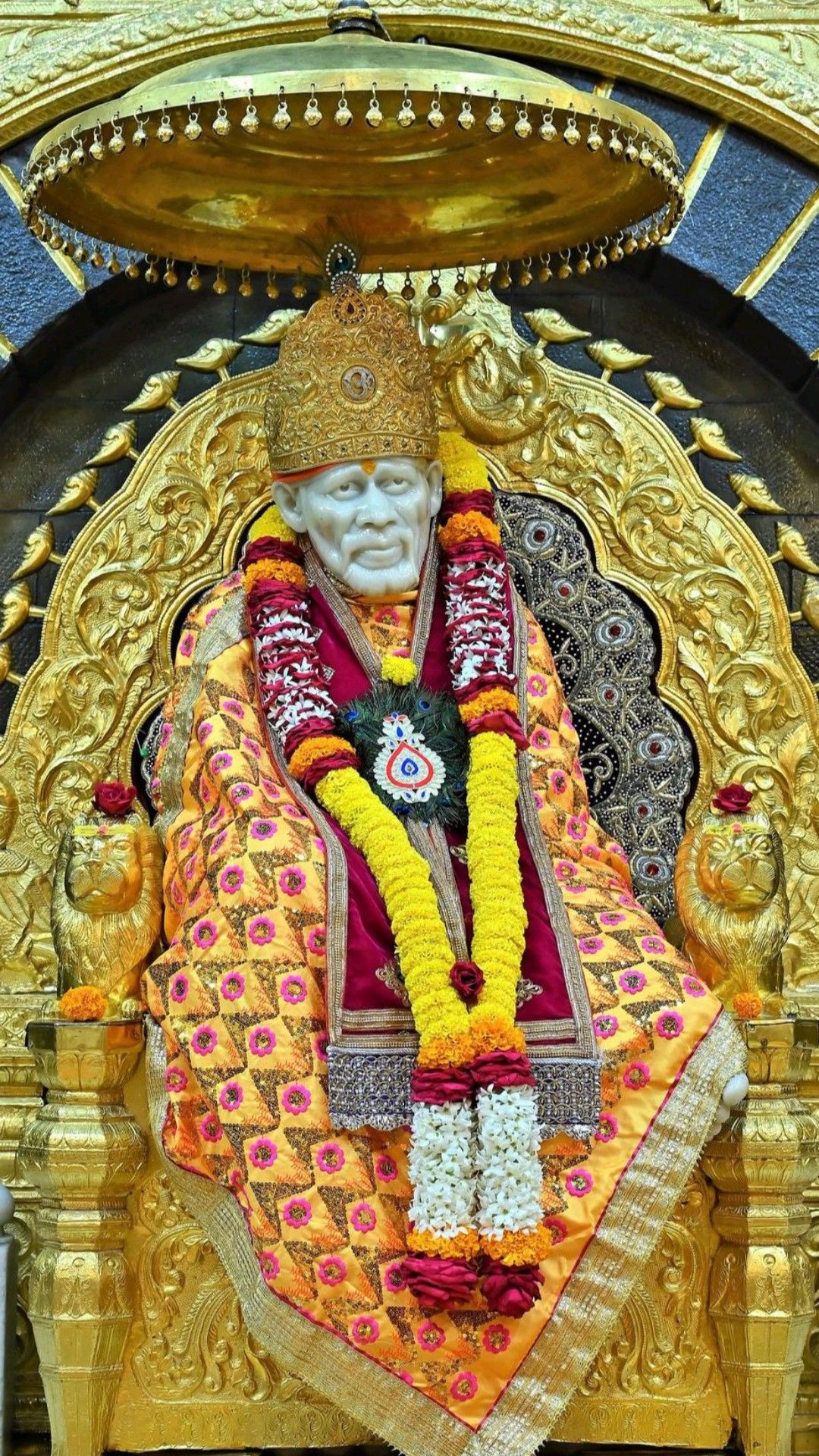 Sai Baba idol at Shirdi temple
