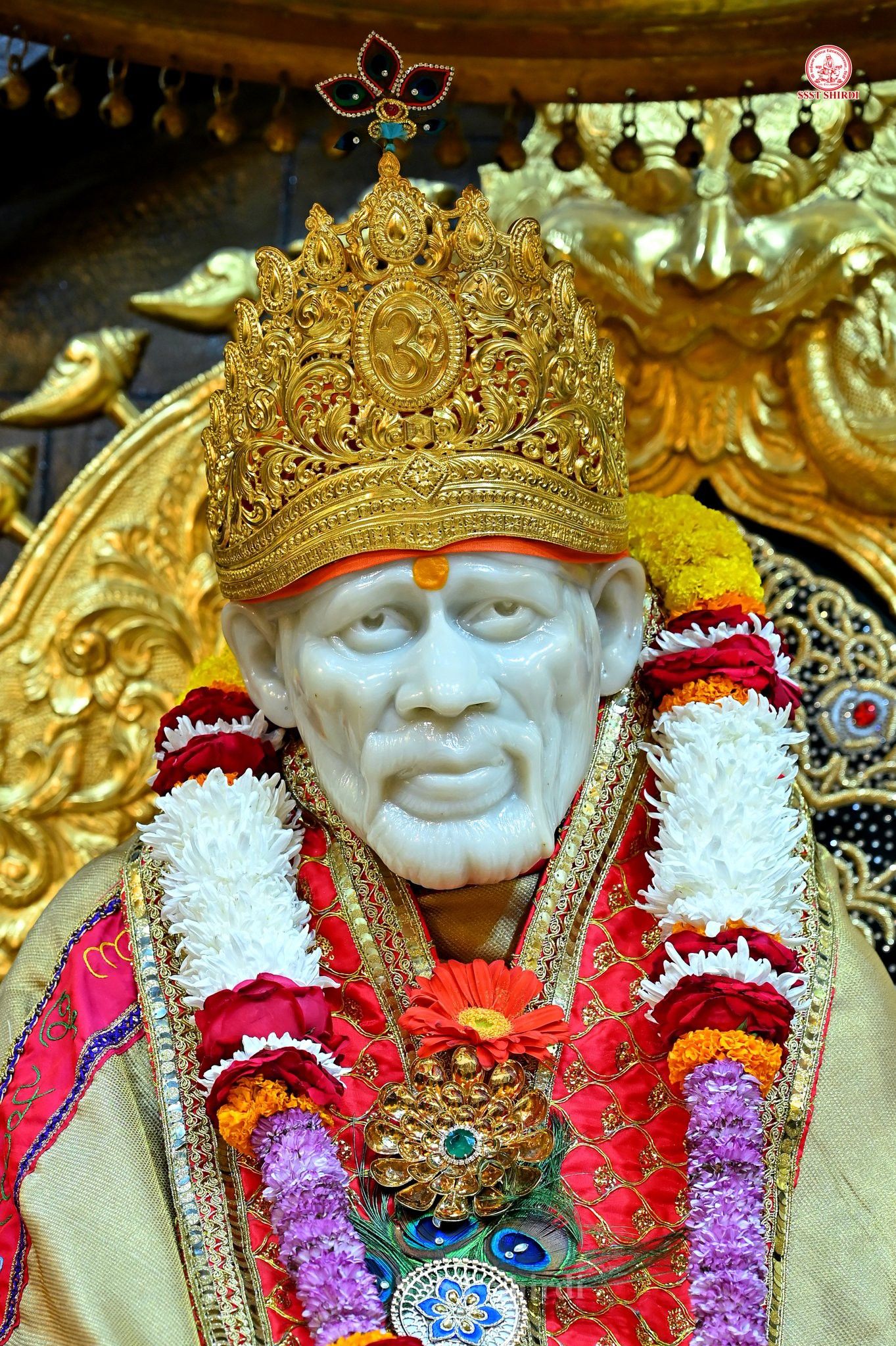 Sai Baba with golden crown, Shirdi.