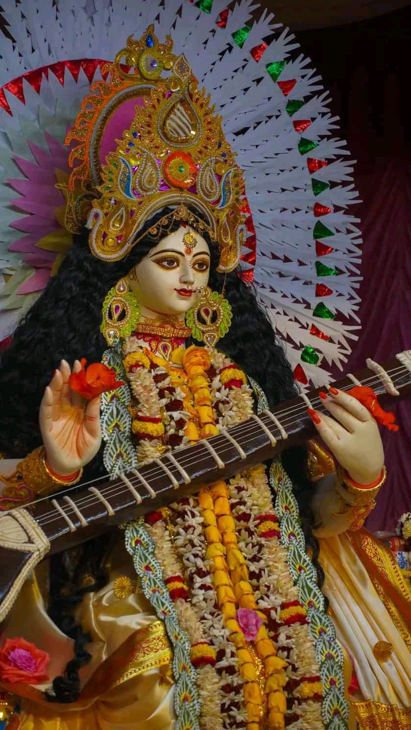 Saraswati Maa playing the veena.