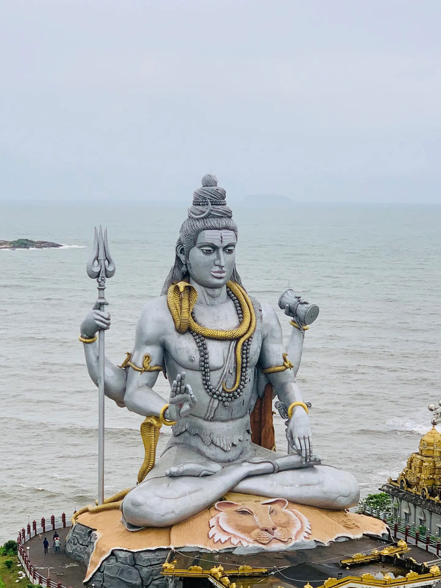 Shiva statue overlooking the ocean
