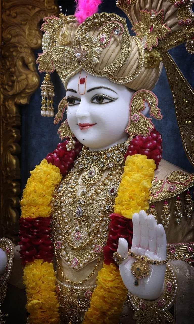 Swaminarayan Bhagwan with golden jewelry