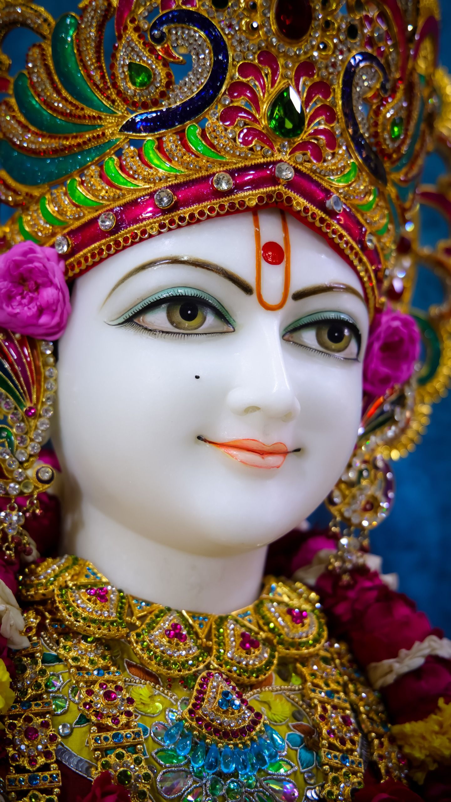 Swaminarayan Bhagwan’s peaceful face portrait