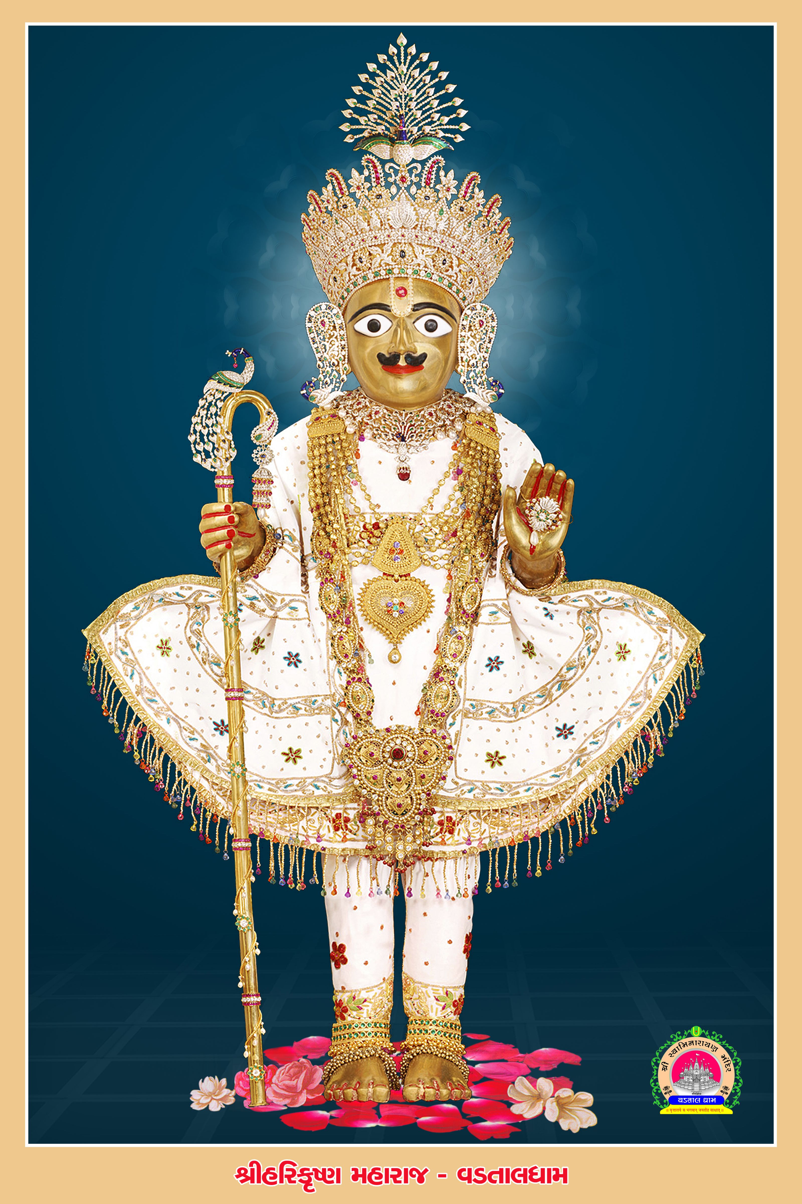 Swaminarayan adorned in golden attire