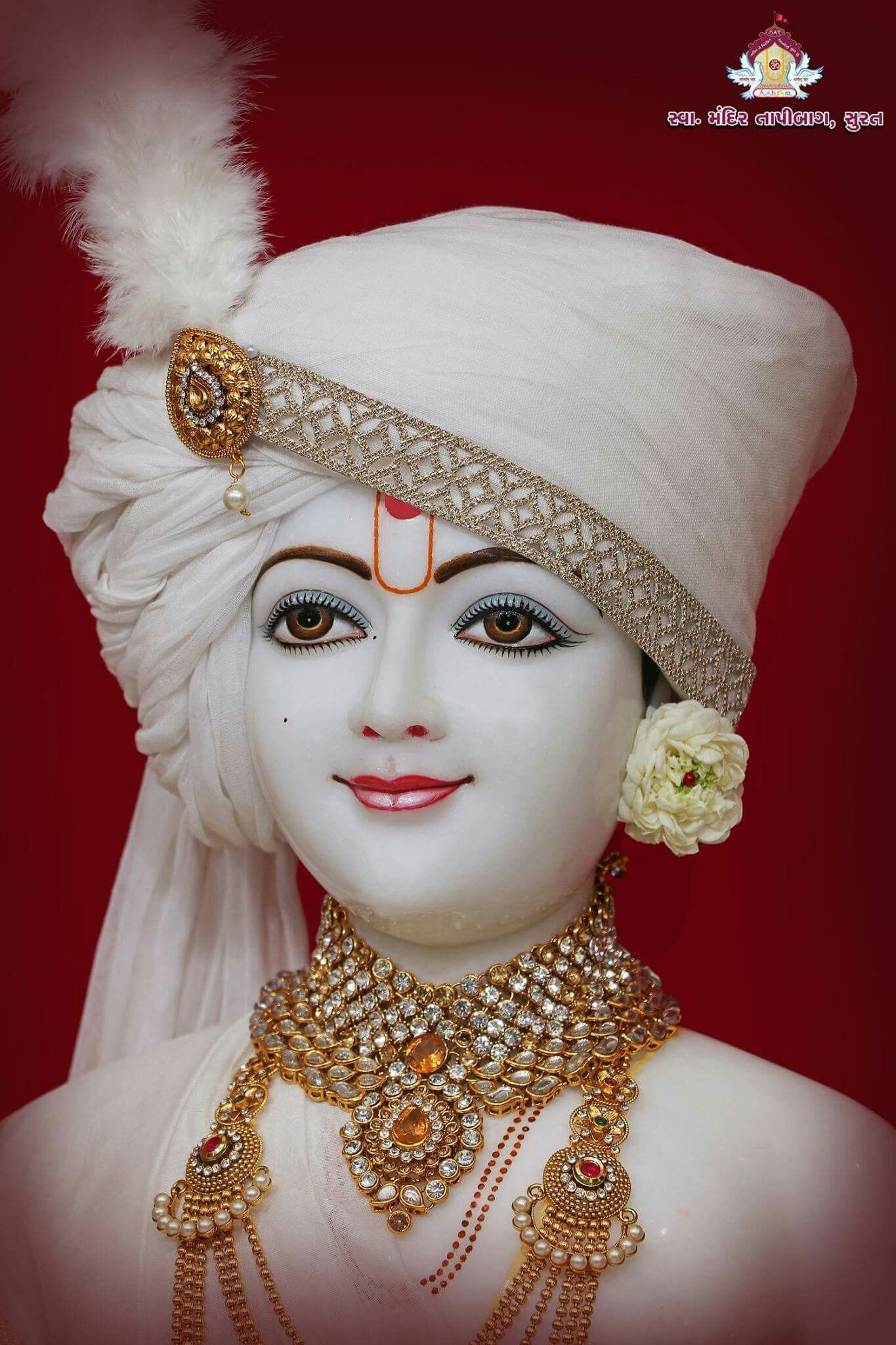 Close-up of Shree Swaminarayan\'s divine face
