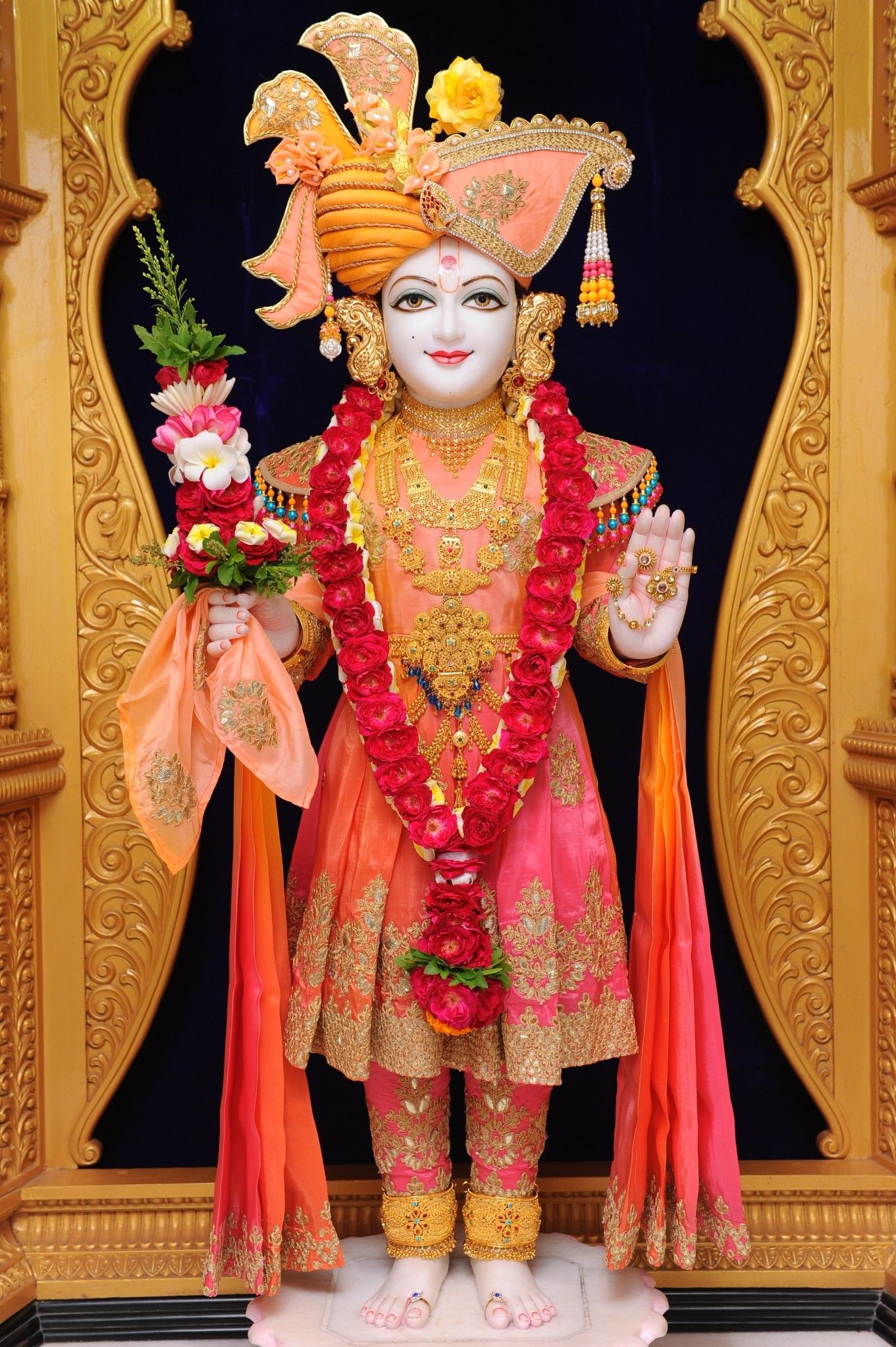 Swaminarayan Bhagwan with floral garland