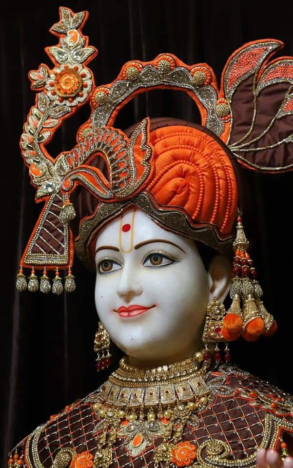 Close-up of Swaminarayan\'s peaceful face