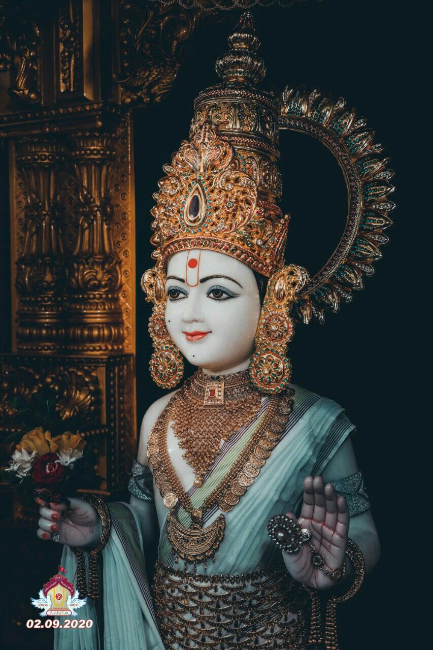 Swaminarayan Bhagwan radiant portrait