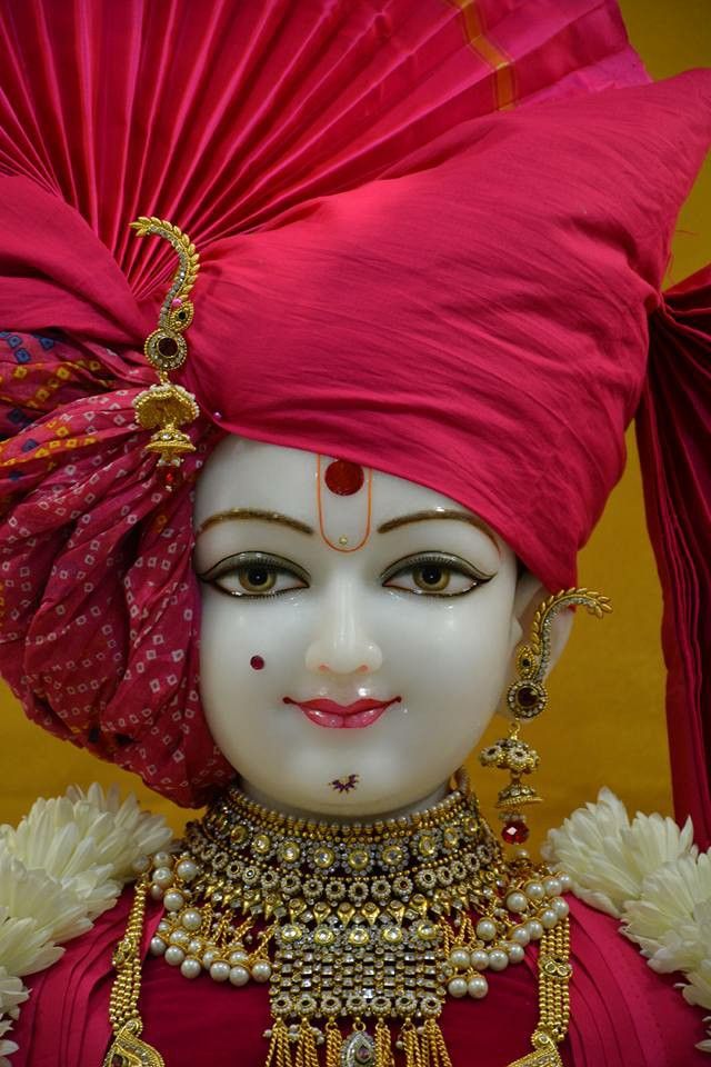 Close-up of Swaminarayan with turban