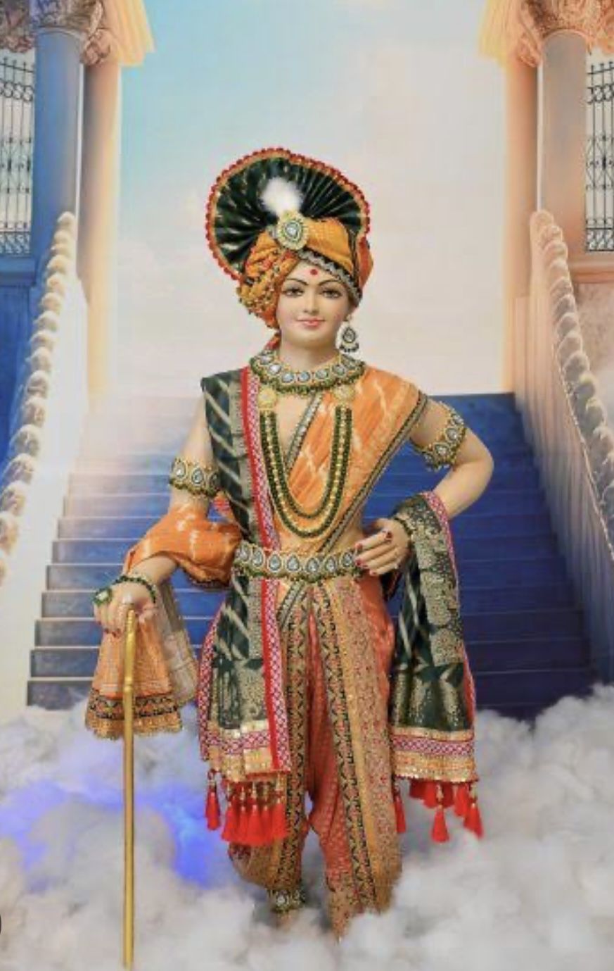 Swaminarayan in regal traditional dress.