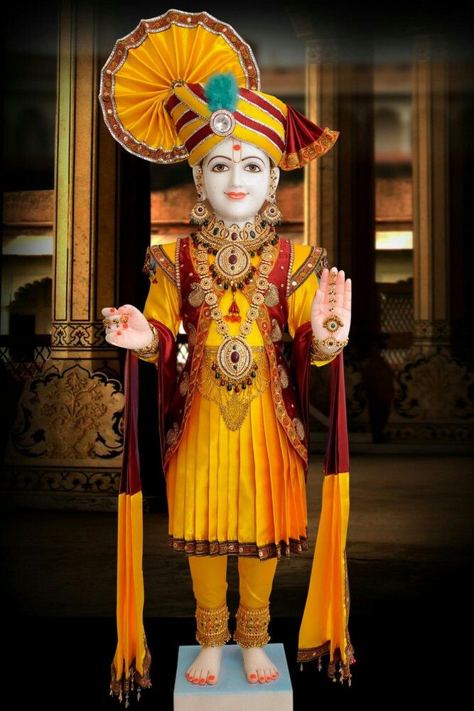 Marble statue of Swaminarayan Bhagwan
