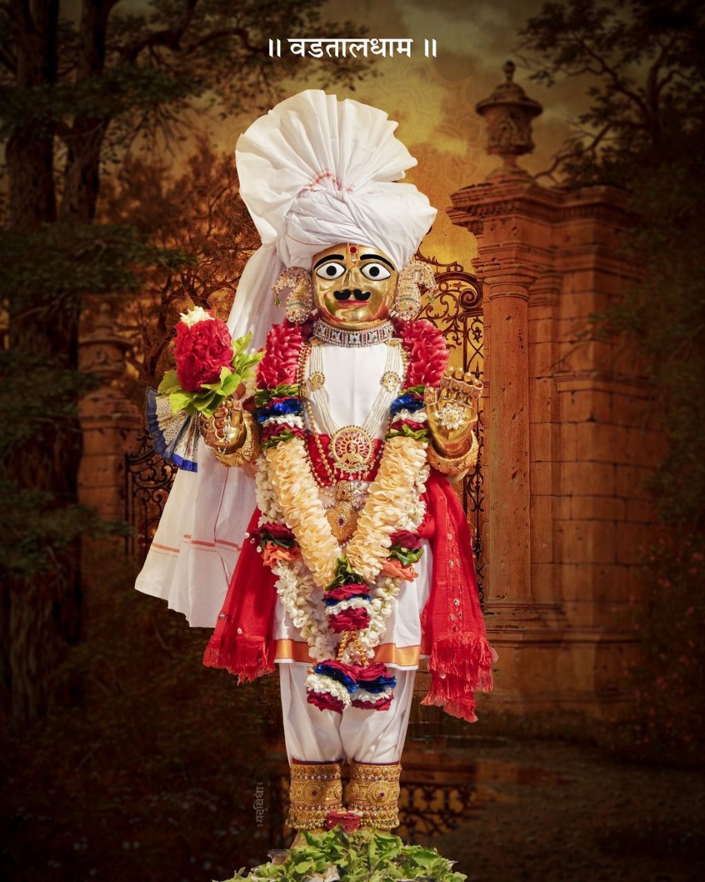 Swaminarayan statue at Vadatal Dham