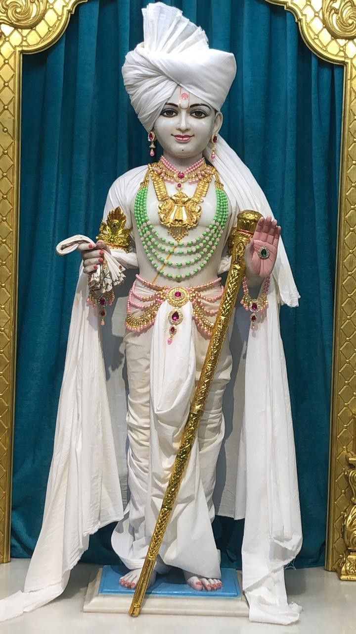 Swaminarayan Bhagwan statue temple devotion