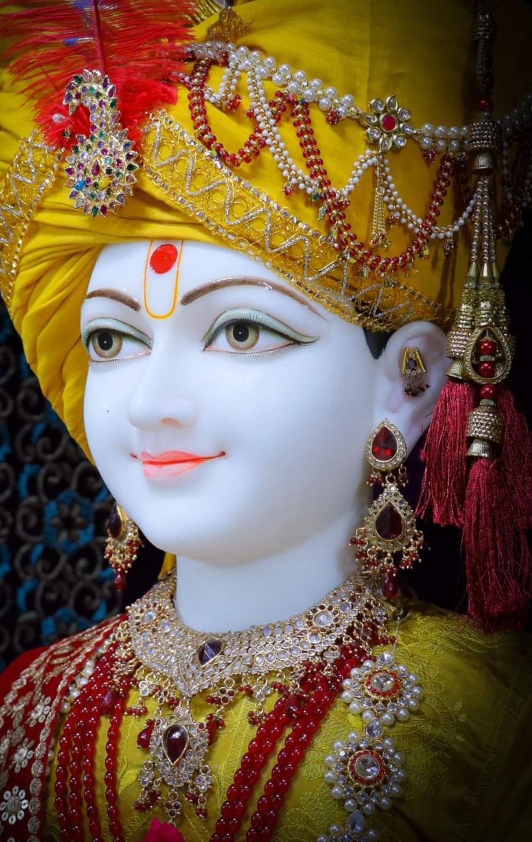 Swaminarayan with jeweled headdress