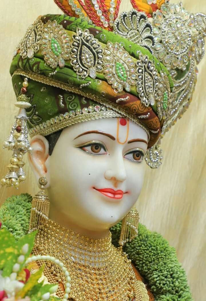 Peaceful Swaminarayan face with crown