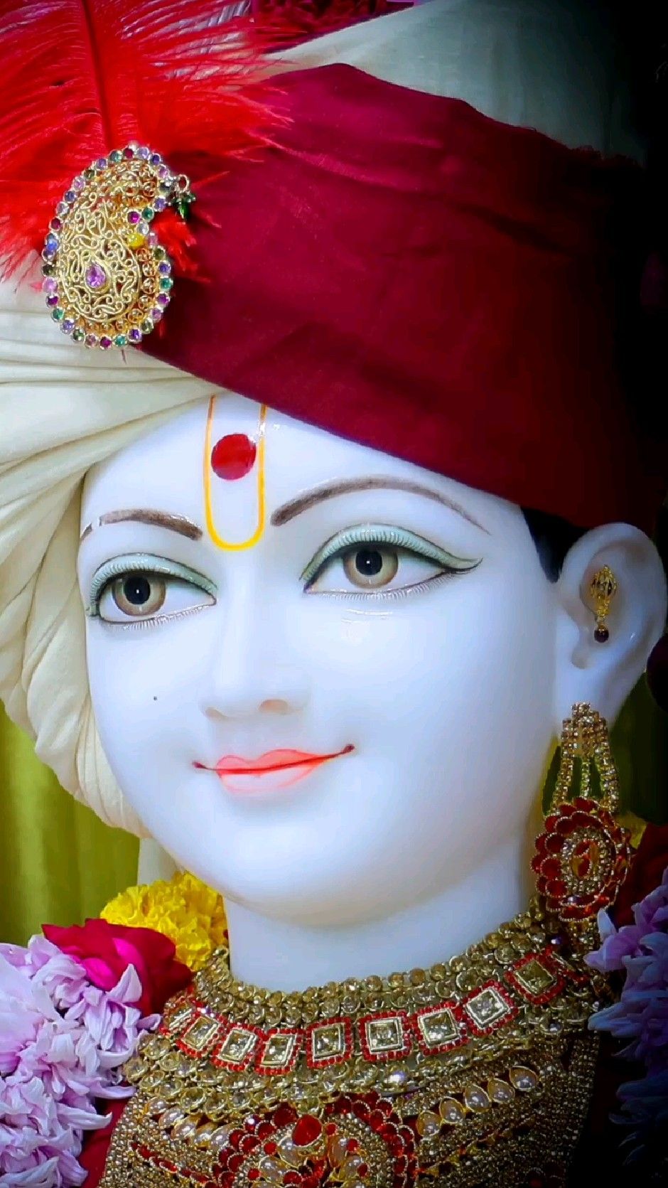 Close-up of Swaminarayan\'s peaceful face