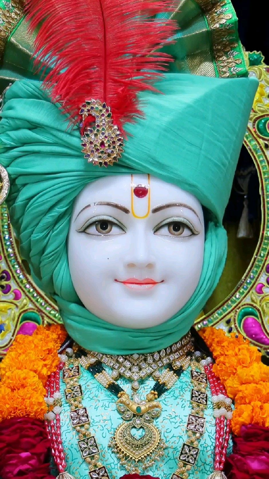 Close-up of Swaminarayan’s peaceful face.