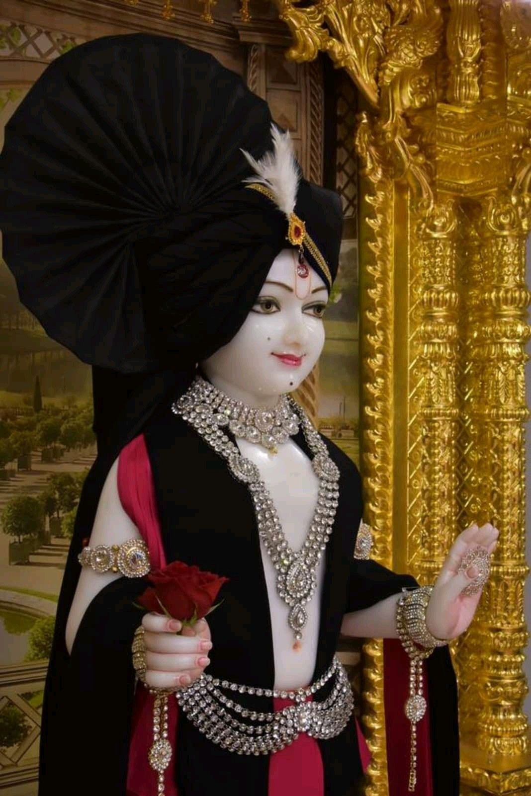 Swaminarayan Maharaj in jeweled attire