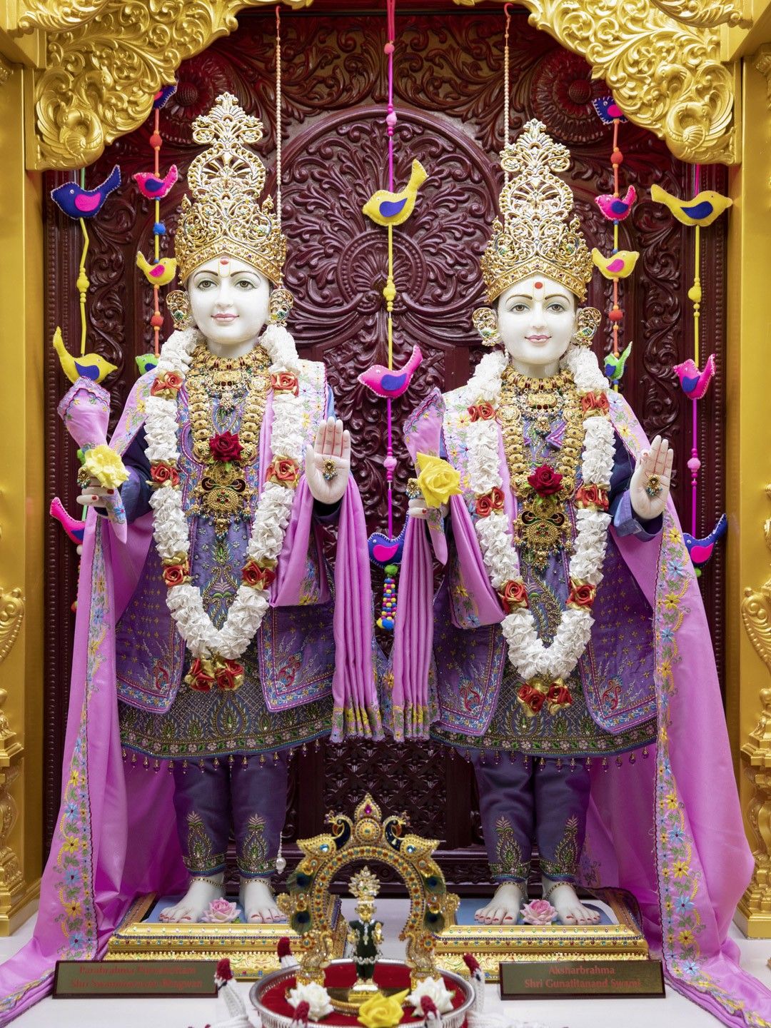 Shri Swaminarayan twin deities divine darshan